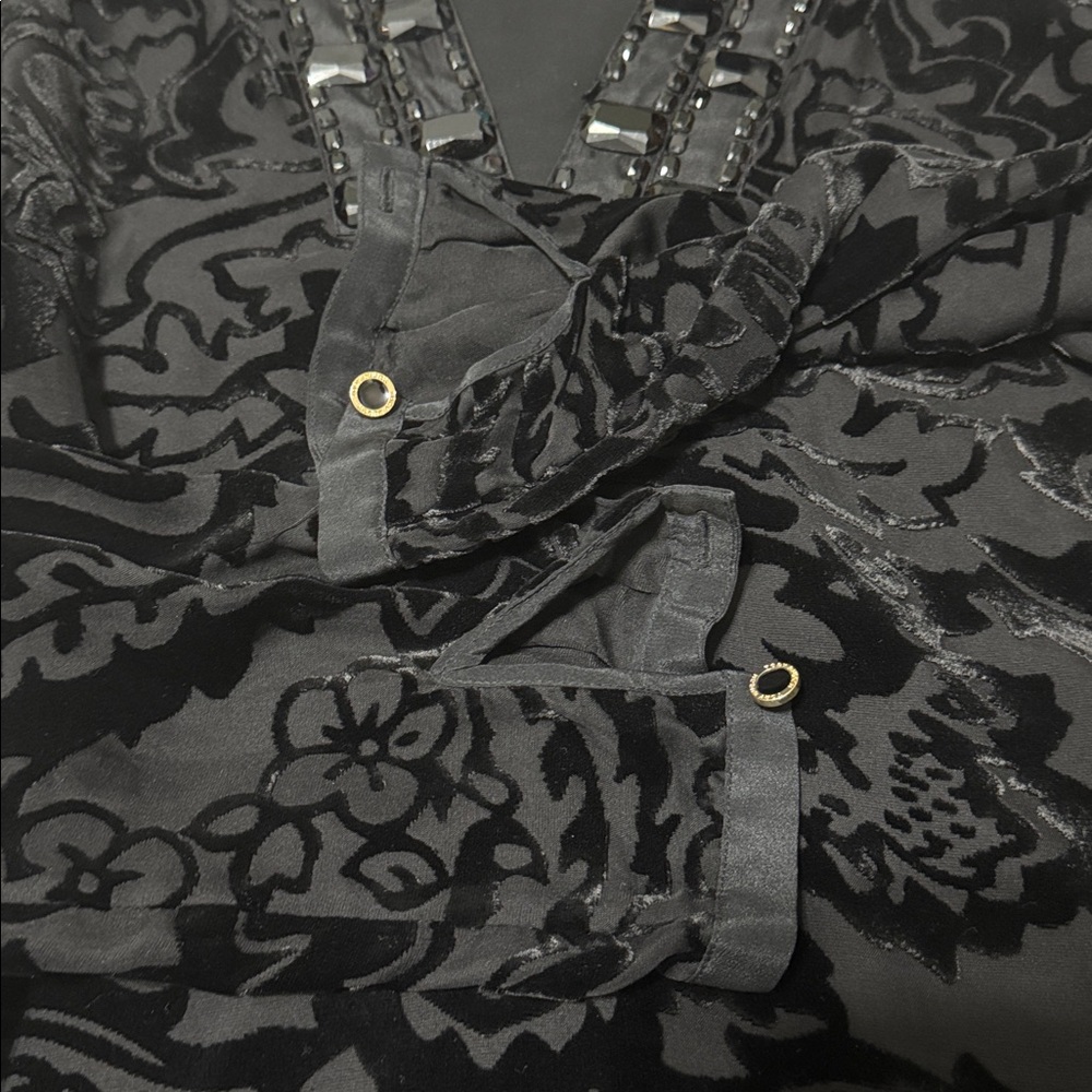 Tory Burch Black Patterned Blouse with Button sleeve Detail - Picture 7 of 7
